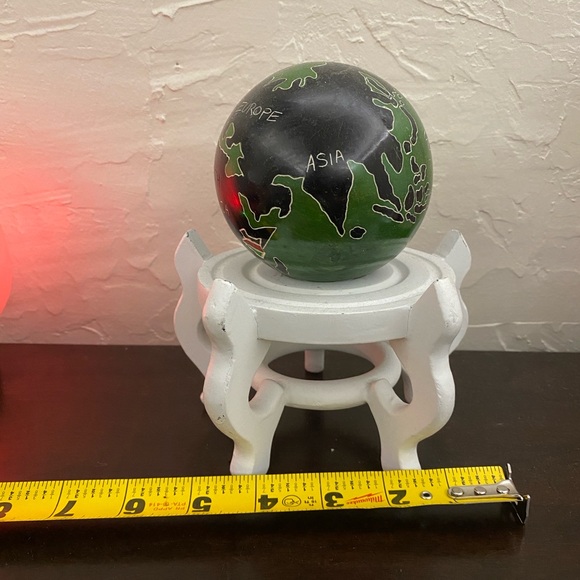 Handmade antiquity- Black and Green Globe on White Stand - Picture 3 of 3